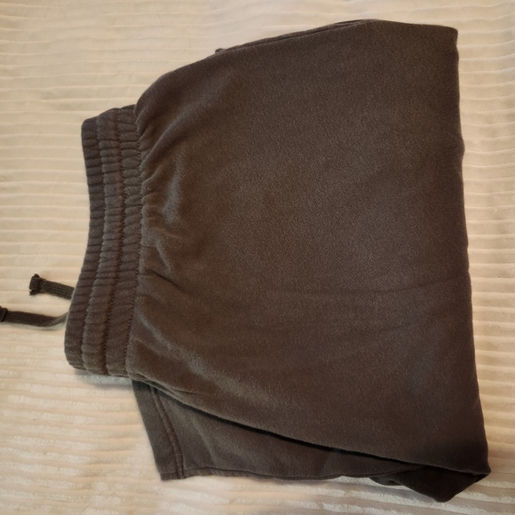 UNDER ARMOUR MENS SWEAT PANTS - Picture 2 of 6